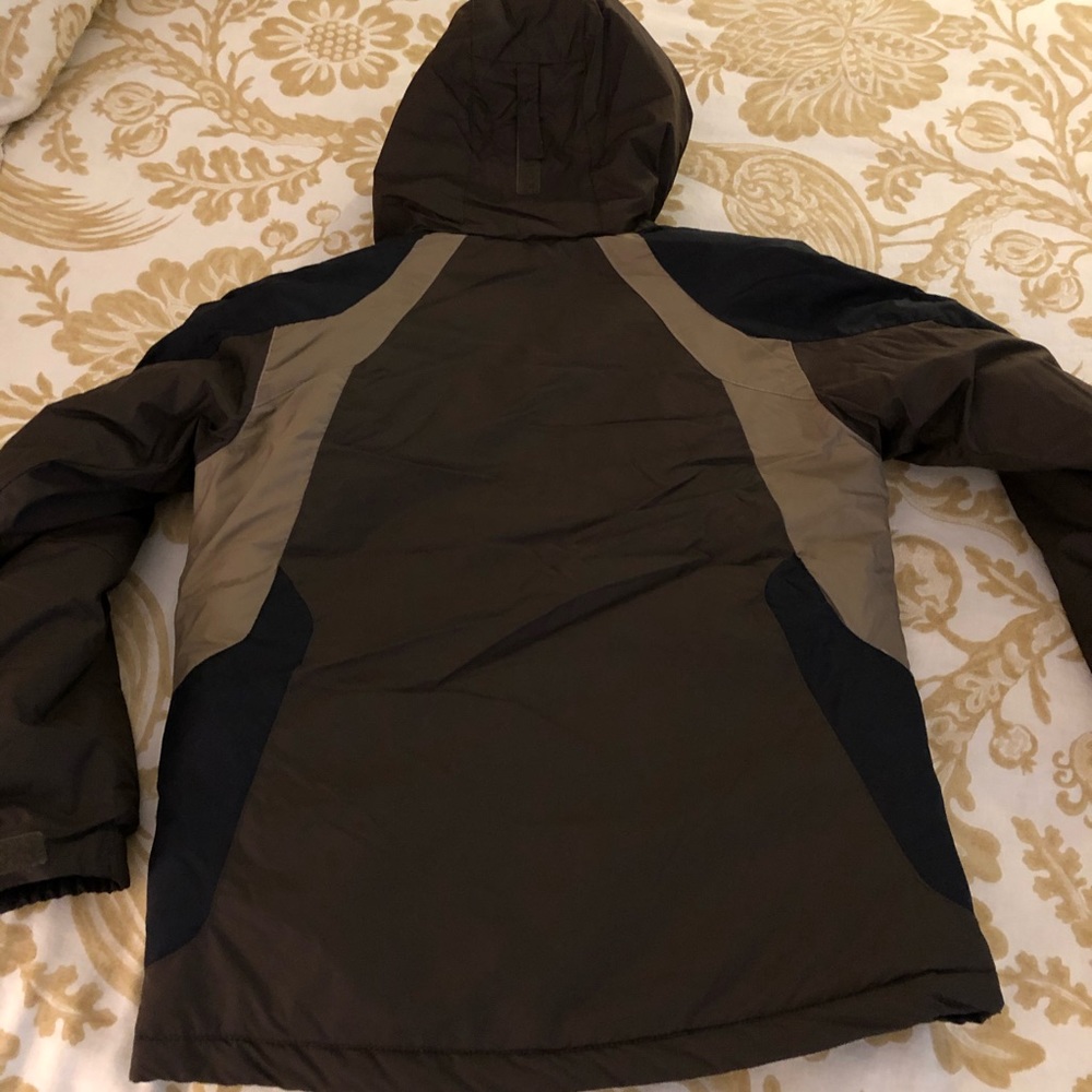 Columbia Snow Jacket - Picture 2 of 8